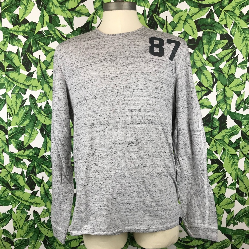 Buffalo Gray Heathered Graphic Long Sleeve Tee